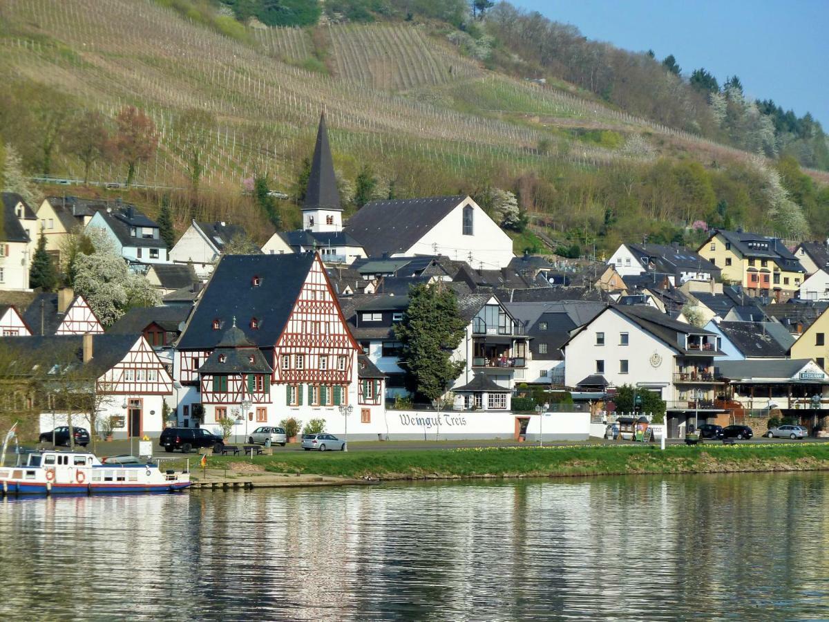 Mosel Ausblick Apartamento Zell an der Mosel Exterior foto