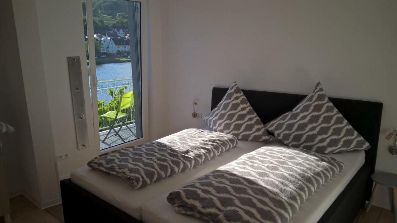 Mosel Ausblick Apartamento Zell an der Mosel Exterior foto