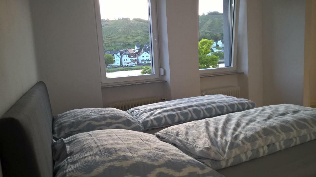Mosel Ausblick Apartamento Zell an der Mosel Exterior foto