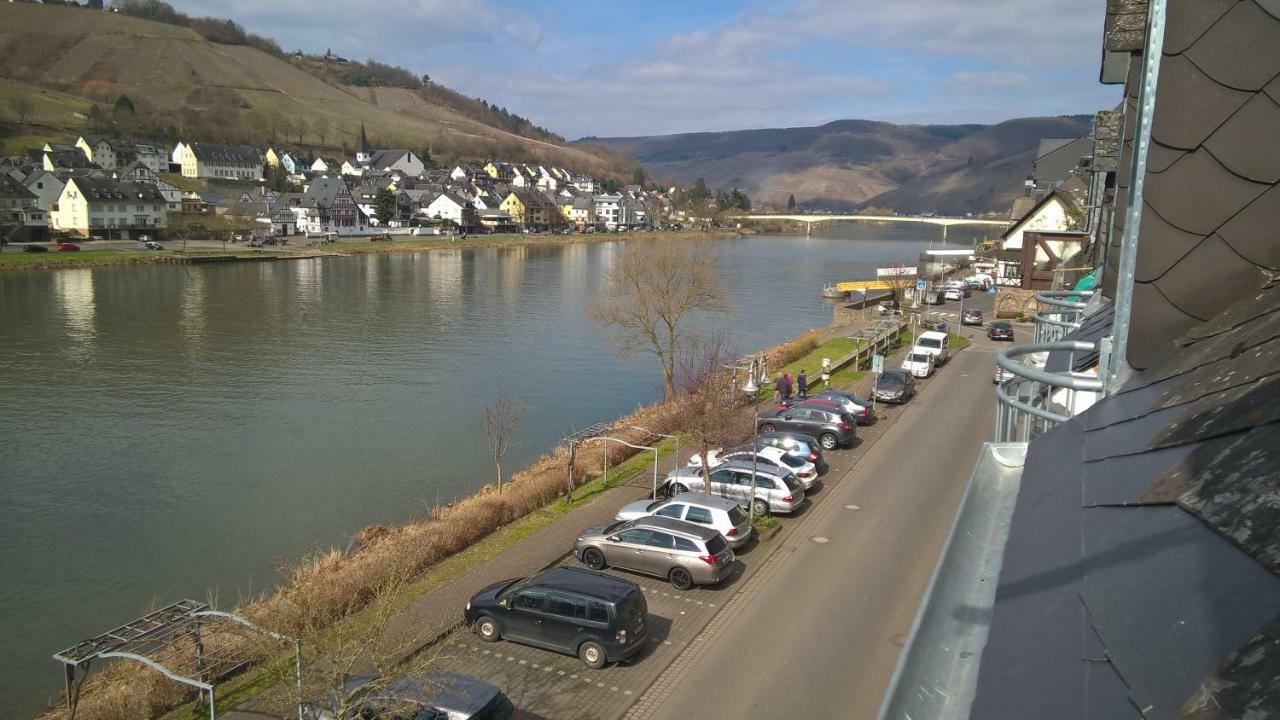 Mosel Ausblick Apartamento Zell an der Mosel Exterior foto